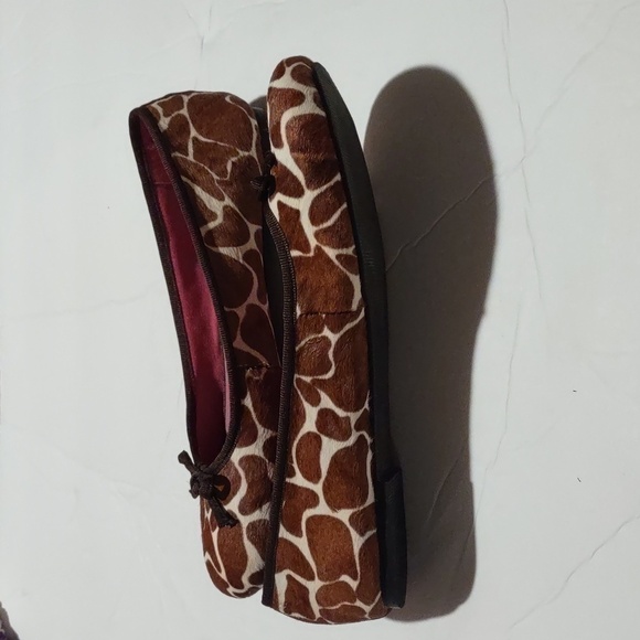 Sam and Libby Ballet Flats Giraffe Fur - Picture 9 of 12